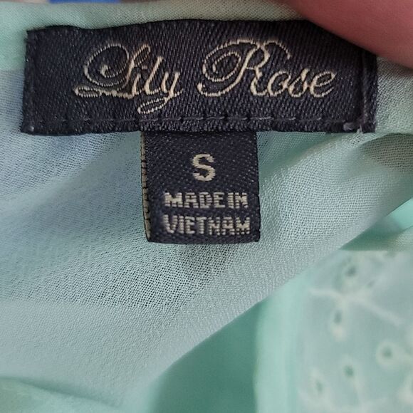 Pretty Aqua Colored Blouse By Lily Rose! - Picture 6 of 6